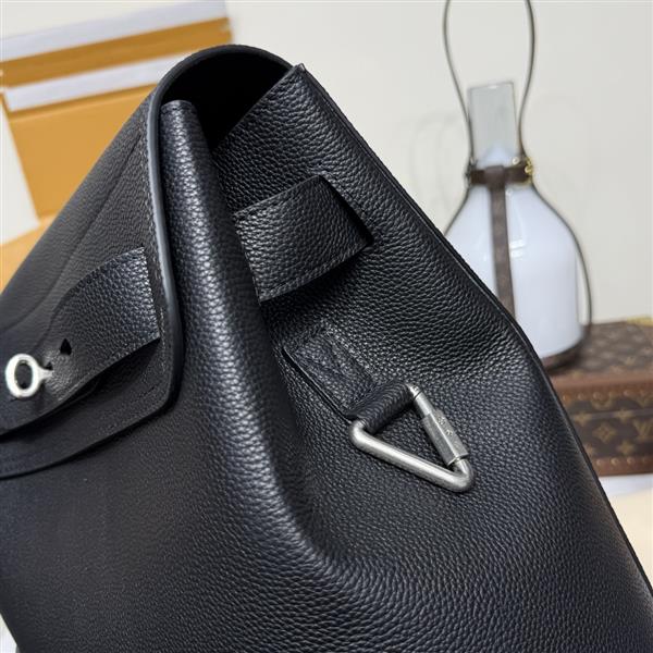 2026122114856361 270